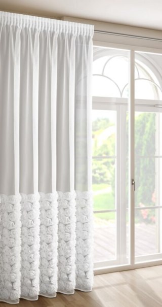 ZASŁONA GOTOWA ROSES 2 NA TAŚMIE 140 X 270 CM BIAŁY EUROFIRANY