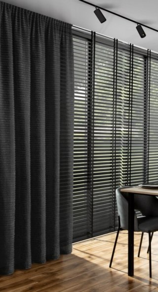 ZASŁONA GOTOWA REINA NA TAŚMIE 135 X 270 CM CZARNY EUROFIRANY